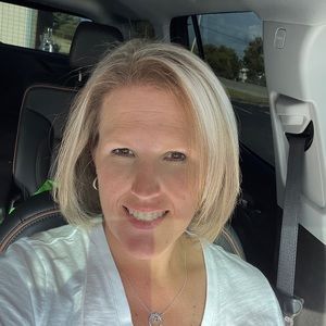 Meet your Posher, Megan